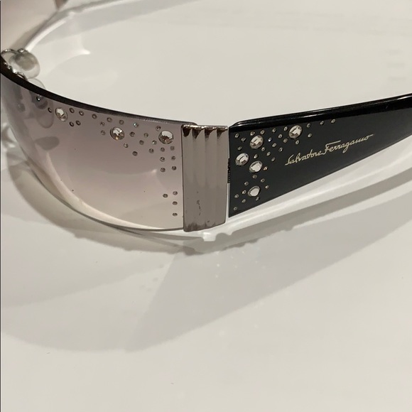 Authentic Salvatore Ferragamo Sunglasses main image 4